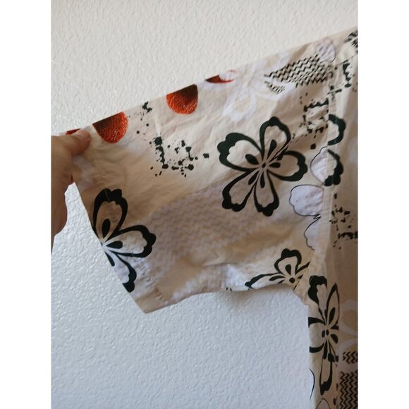 Pineapple Connection Shirt Mens XL White Hawaiian  Buttonup Floral Hawaii Design - Picture 4 of 12